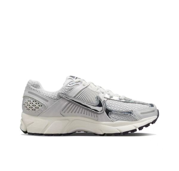 Nike Zoom Vomero 5 Photon Dust Metallic Silver (W) FD0884-025 - Image 5