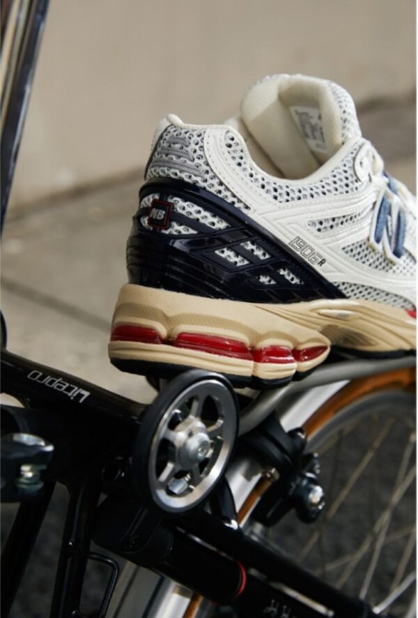 New Balance 1906R Sea Salt Eclipse True Red M1906RR - Image 7