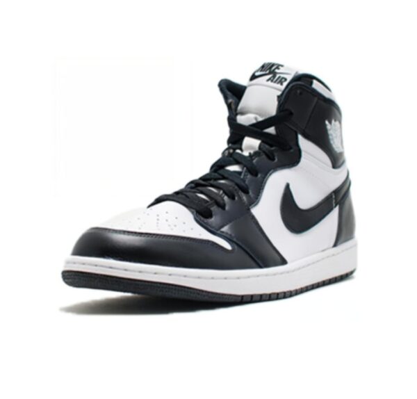 Jordan 1 Retro Black White (2014) 555088-010 - Image 3