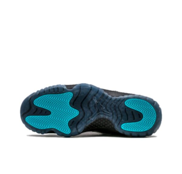 Jordan 11 Retro Gamma Blue 378037-006 - Image 5