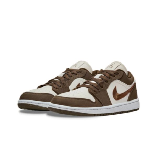 Jordan 1 Low SE Light Olive (Women's) DV0426-301 - Image 4