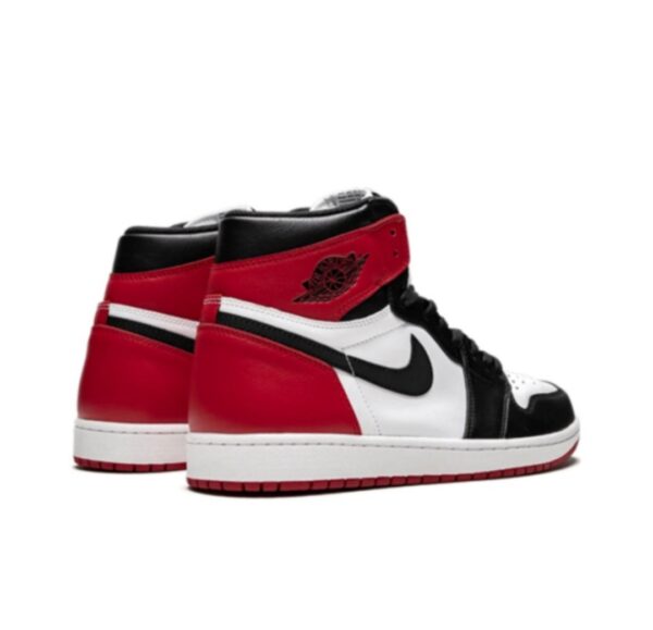 Jordan 1 Retro Black Toe (2016) 555088-125 - Image 2