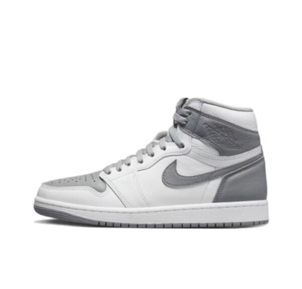 Jordan 1 Retro High OG Stealth 555088-037