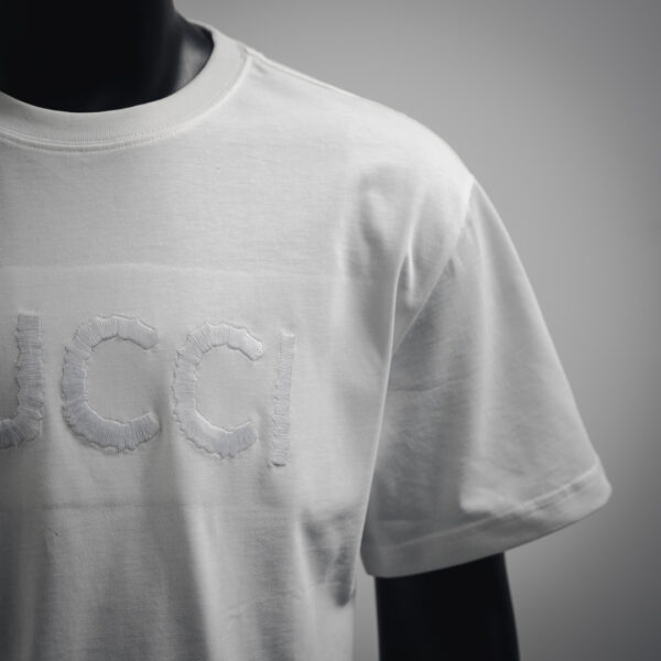 Gucci 25SS Tonal Embroidered Lettering T-Shirt - Image 5