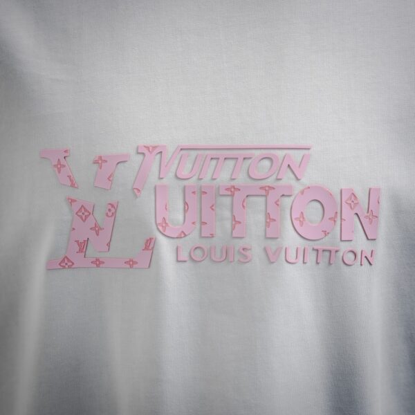 Louis Vuitton 25SS Pink Letter Logo Short Sleeve T-Shirt - Image 7