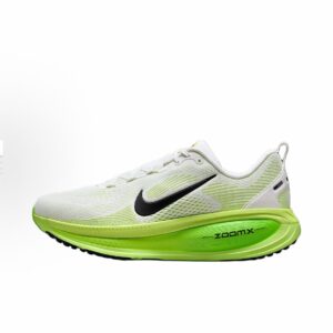 Nike Vomero 18  HM6803-100