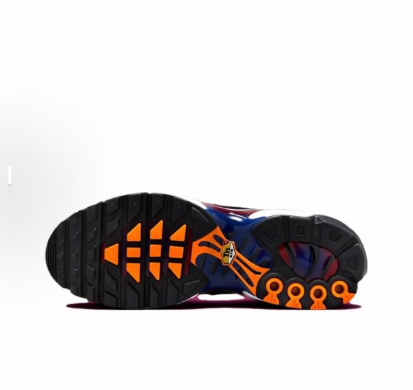Nike Air Max Plus  FN8260 001 - Image 2